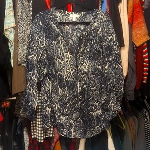 Dress Barn print blouse navy leopard